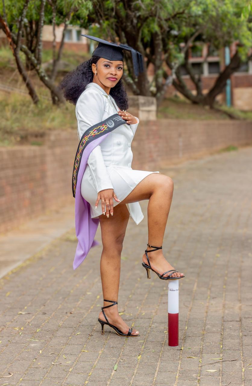 Graduation tour image 3