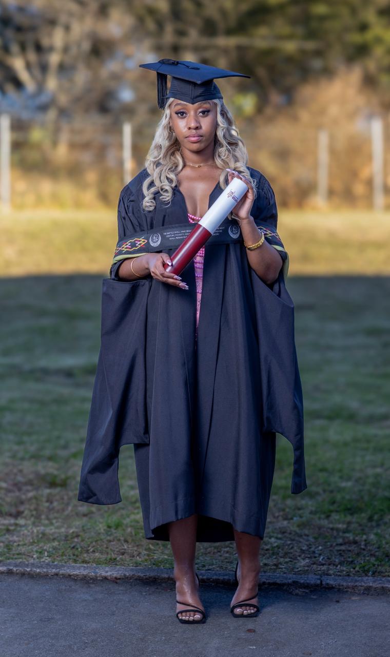 Graduation tour image 8