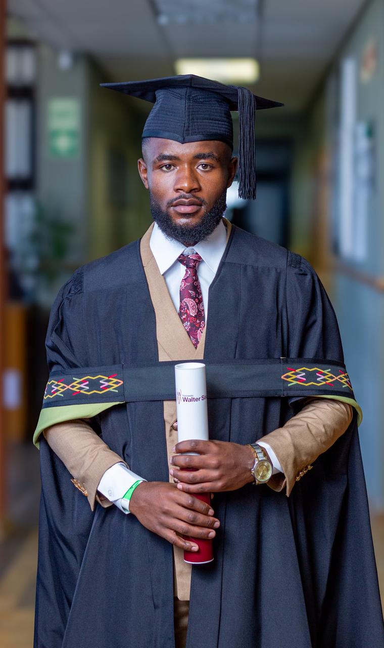 Graduation tour image 13
